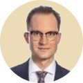 Dr Dariusz Mańka